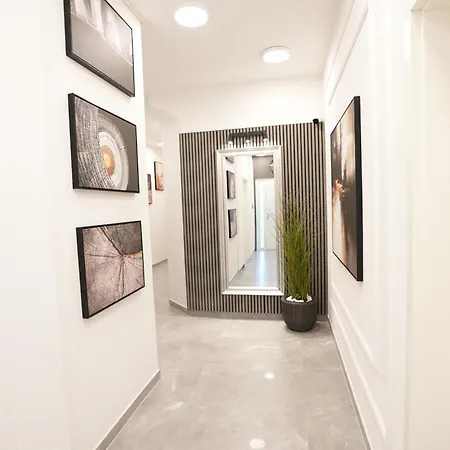 Luxury - Ib - Business & Komfort *