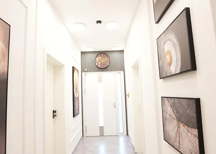 Luxury - Ib - Business & Komfort *